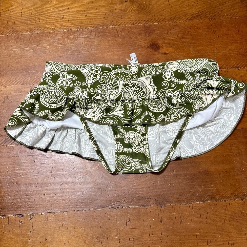Athena for Eddie Bauer Olive and Cream Paisley swim skirt/bottoms sz 6